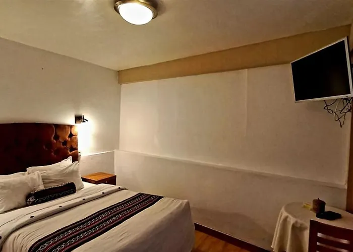 Humantay Hotel Ollantaytambo