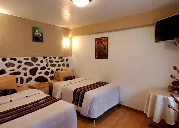 Humantay Hotel 2*